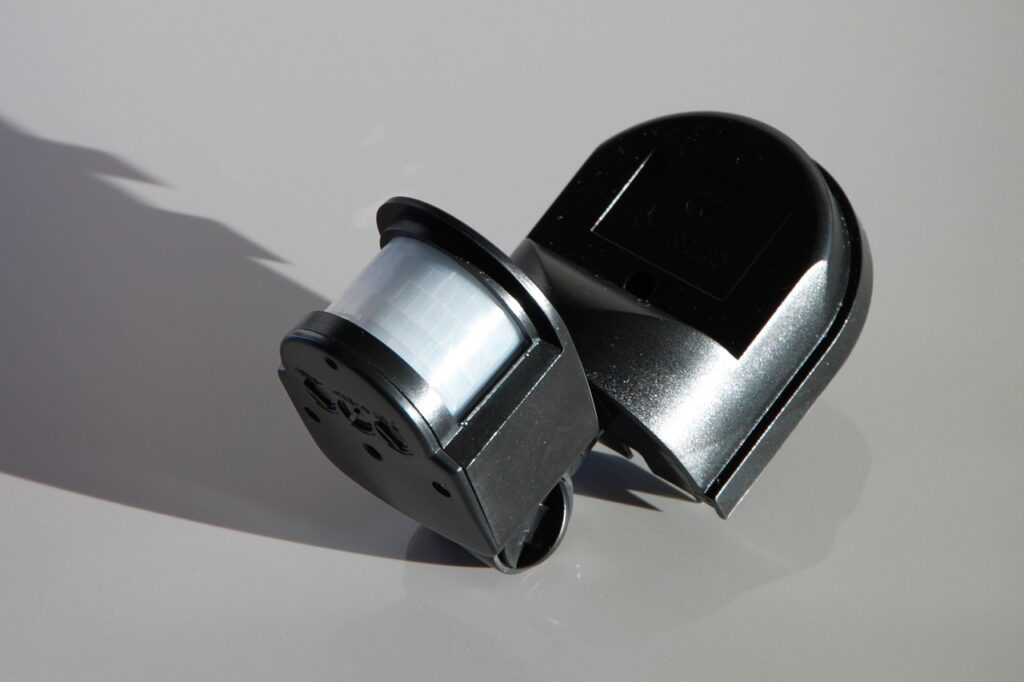 Motion Sensors and Daylight Harvesting in Commercial Lighting 