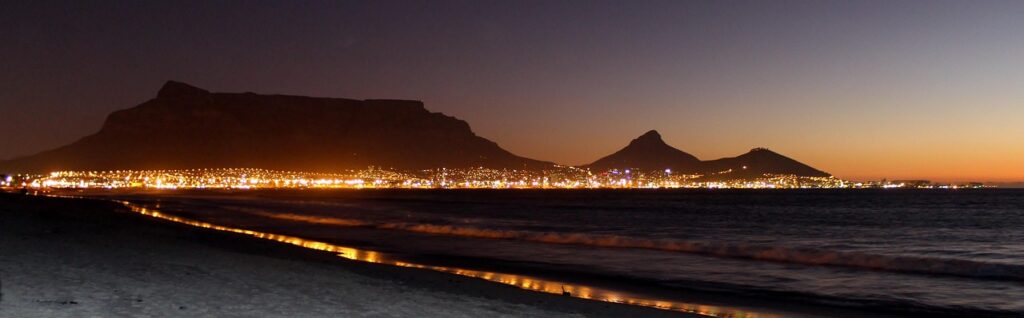 Table Mountain lighting 