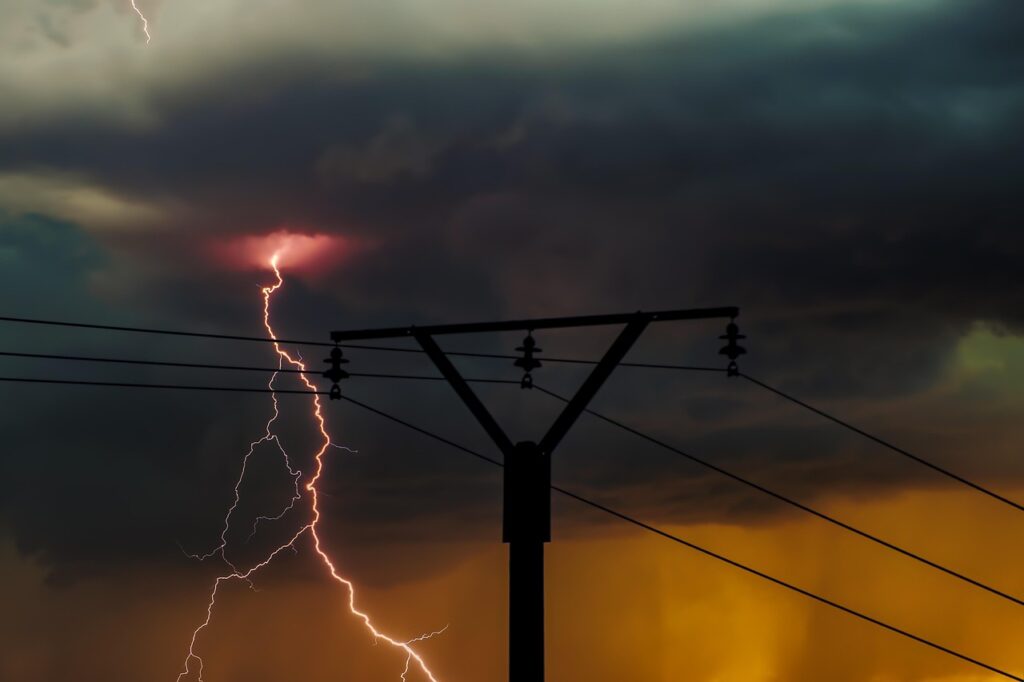 Emergency power systems and uninterruptible power supply 