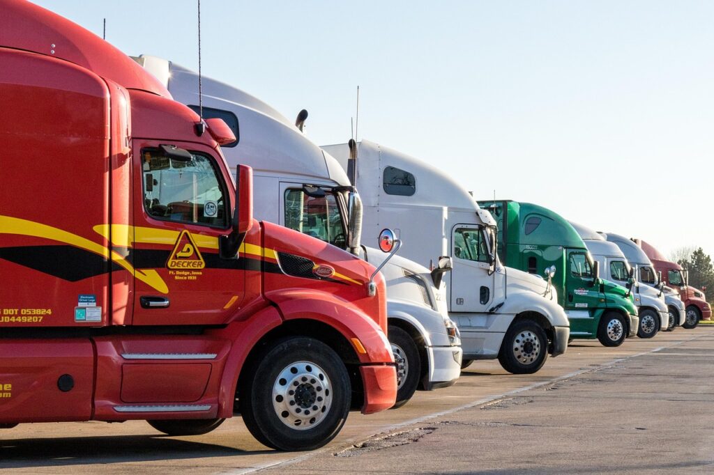 Explore the benefits of smart fleet management for modern transport systems.